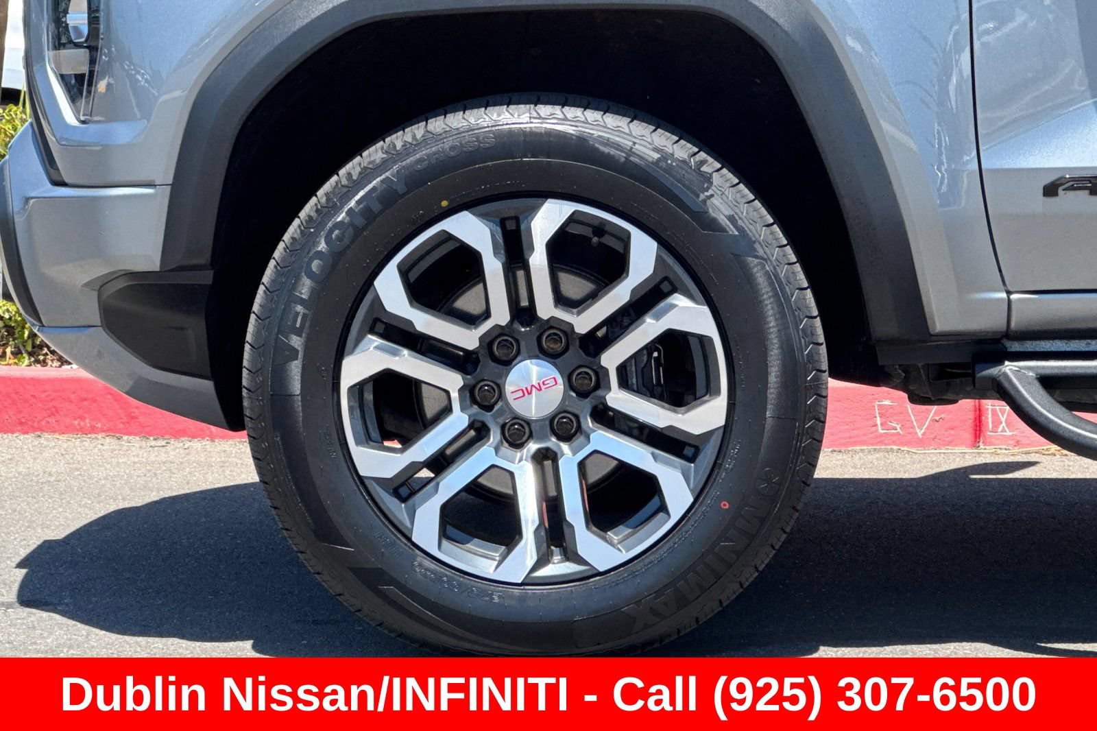 Used 2024 GMC Canyon AT4 w/ AT4 Premium Package AWD/4WD image 46