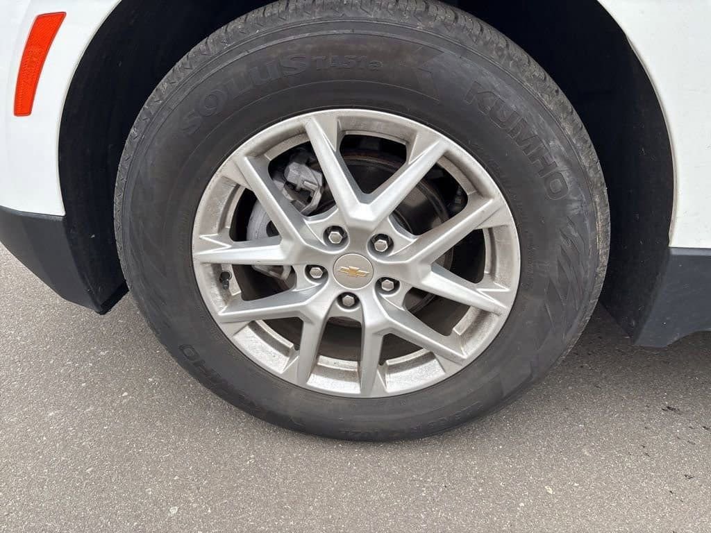 Used 2024 Chevrolet Equinox LT image 10