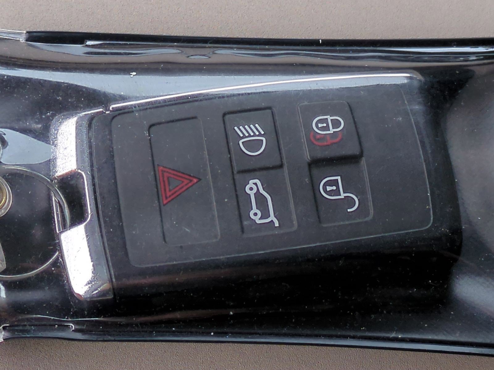 Used 2020 Land Rover Defender 110 S image 37