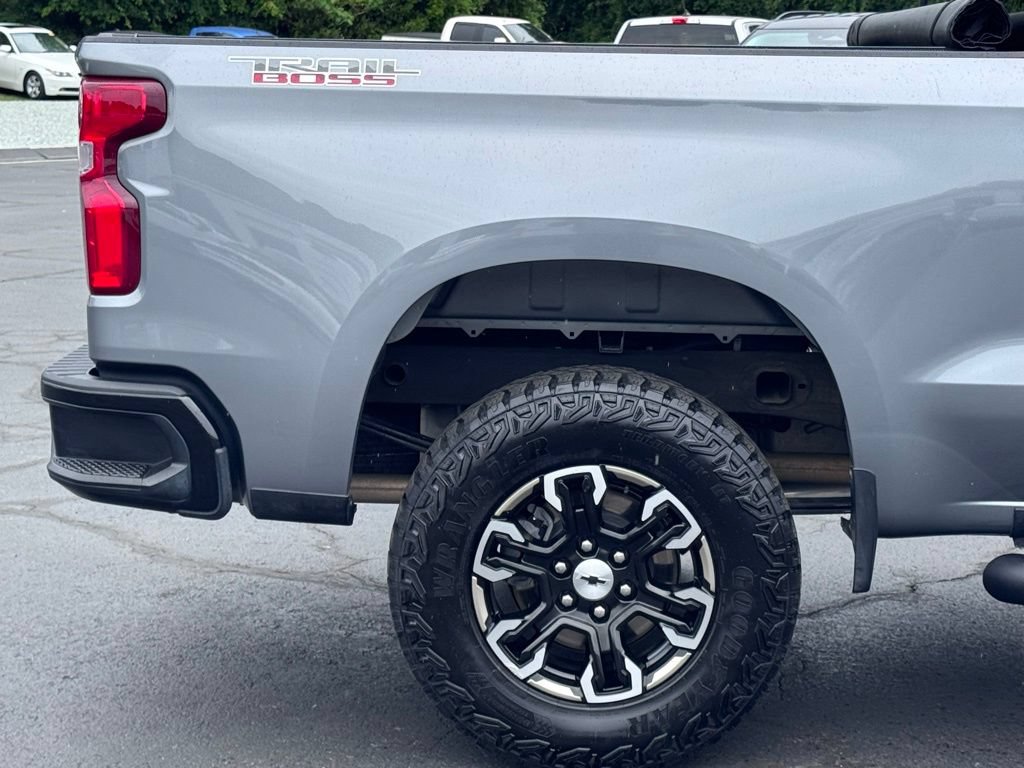 Used 2021 Chevrolet Silverado 1500 Custom Trail Boss AWD/4WD image 38