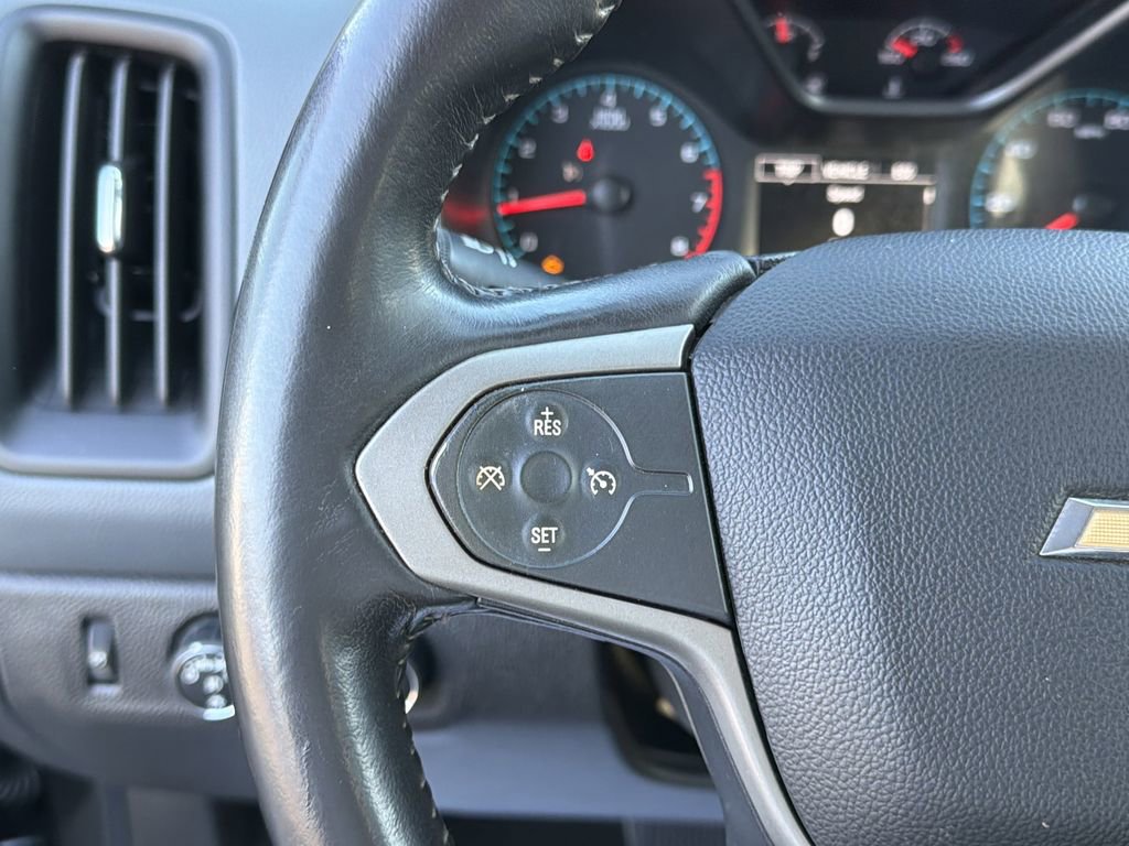 Used 2015 Chevrolet Colorado Z71 image 25