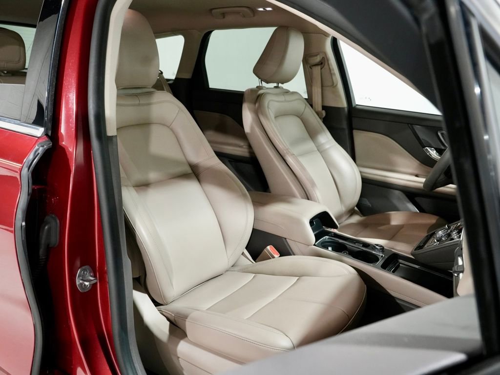 Used 2022 Lincoln Corsair FWD image 22