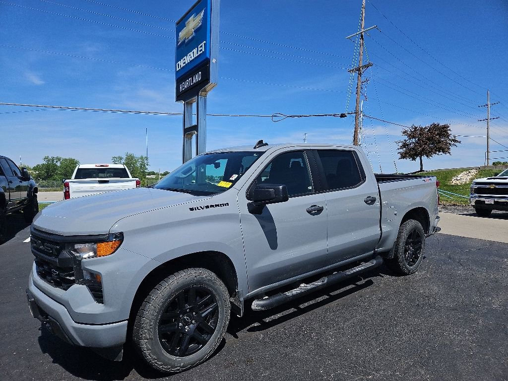 Used 2024 Chevrolet Silverado 1500 Custom w/ Turbomax Blackout Package AWD/4WD image 1