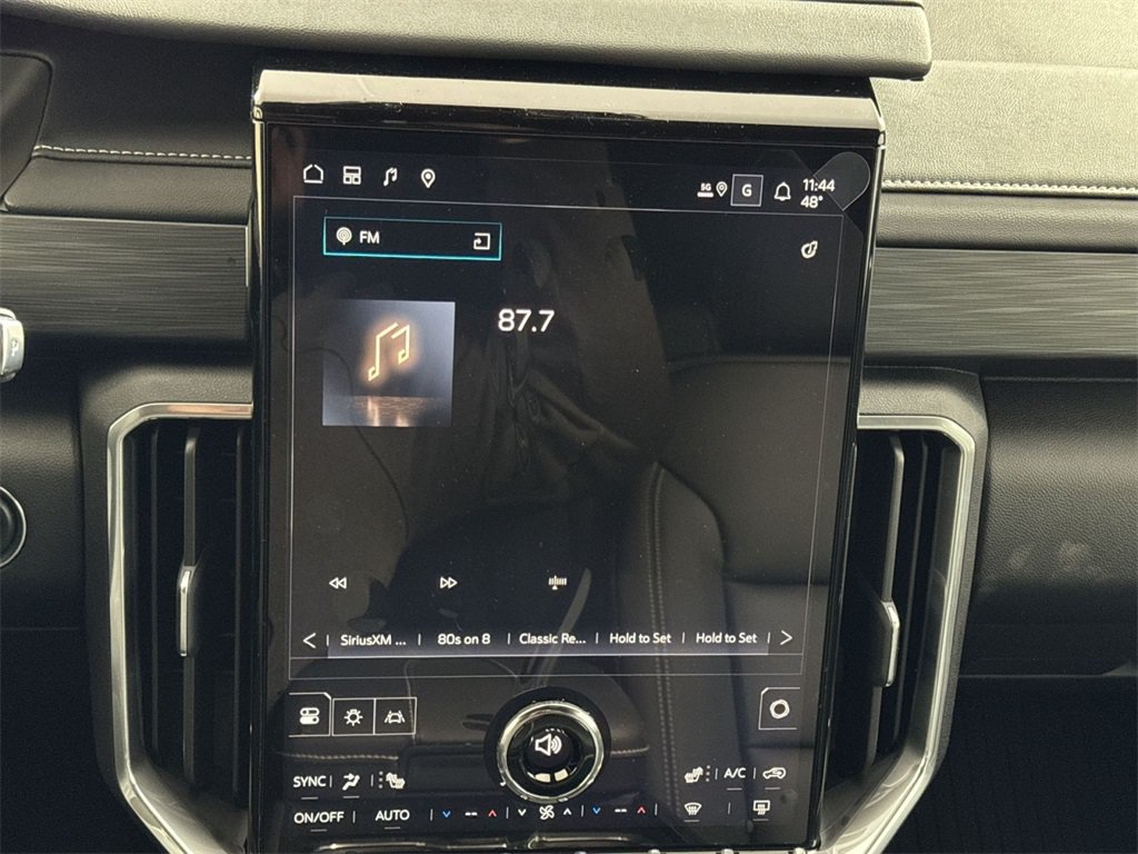 New 2026 GMC Acadia Elevation w/ Elevation Premium Package FWD image 18