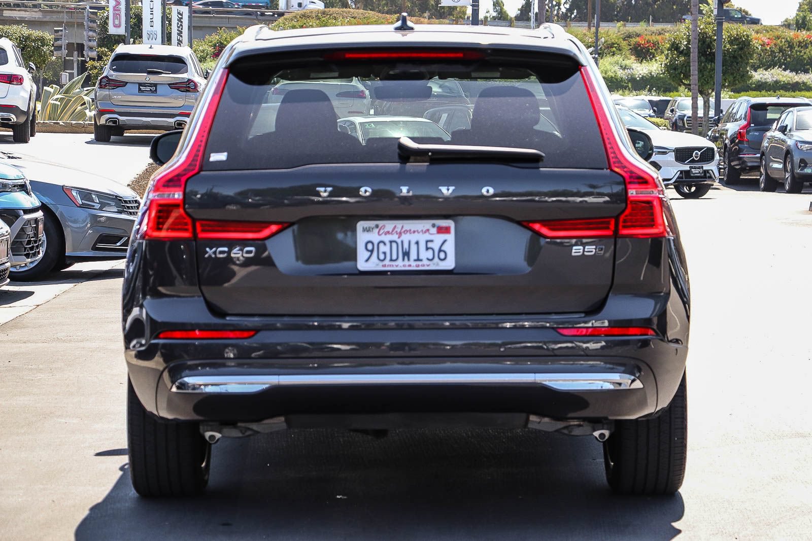 Used 2023 Volvo XC60 B5 Plus AWD/4WD image 7