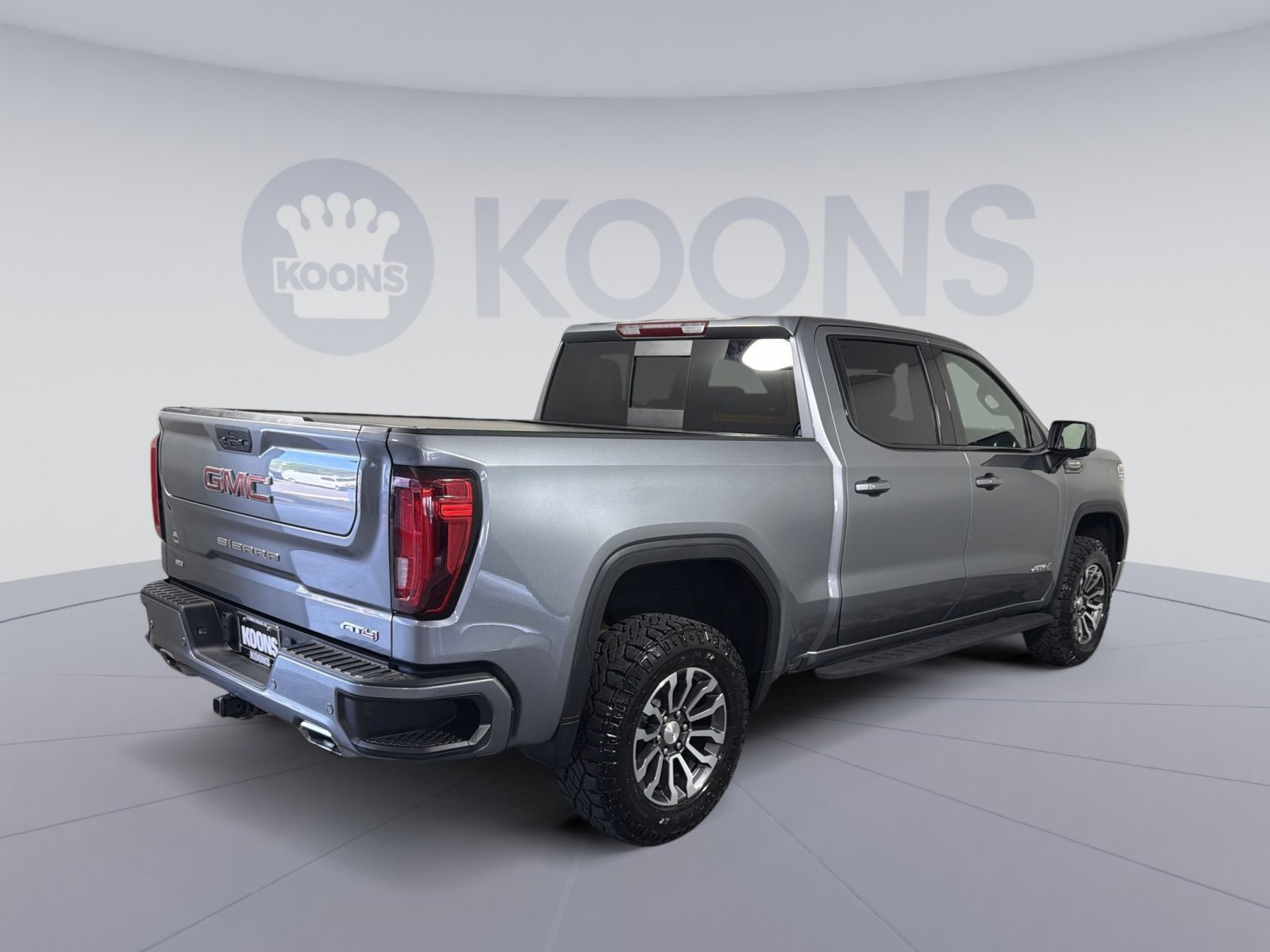 Used 2022 GMC Sierra 1500 AT4 w/ AT4 Premium Package AWD/4WD image 7