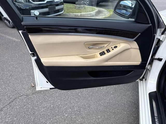 Used 2016 BMW 528i Sedan RWD image 13