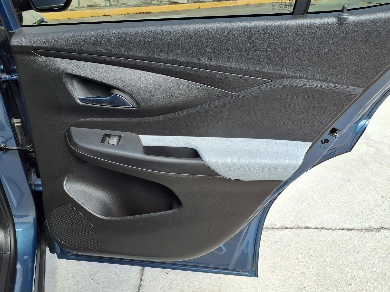 Used 2024 Buick Envista Preferred image 11