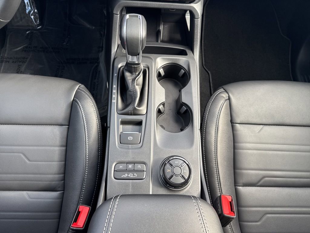 New 2025 Ford Ranger Lariat w/ FX4 Off-Road Package image 29