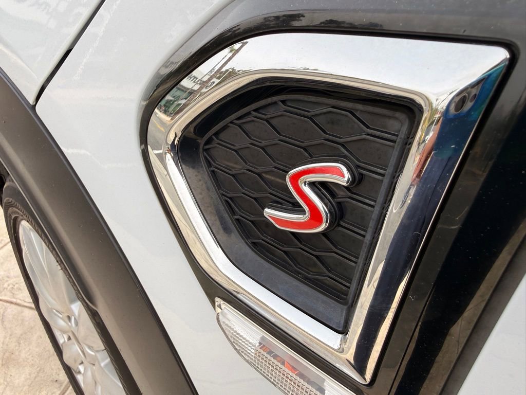 Used 2019 MINI Cooper Countryman S w/ Storage Package image 10