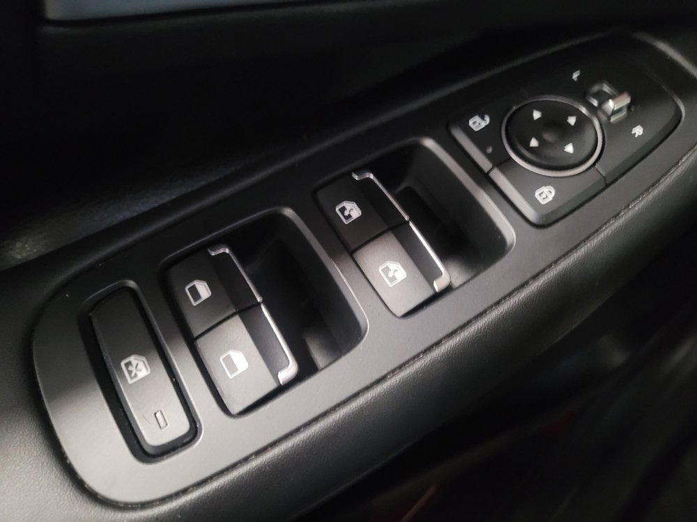 Used 2025 Hyundai Sonata SEL FWD image 27