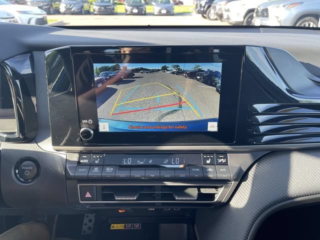 Certified 2025 Toyota Camry SE AWD/4WD image 18