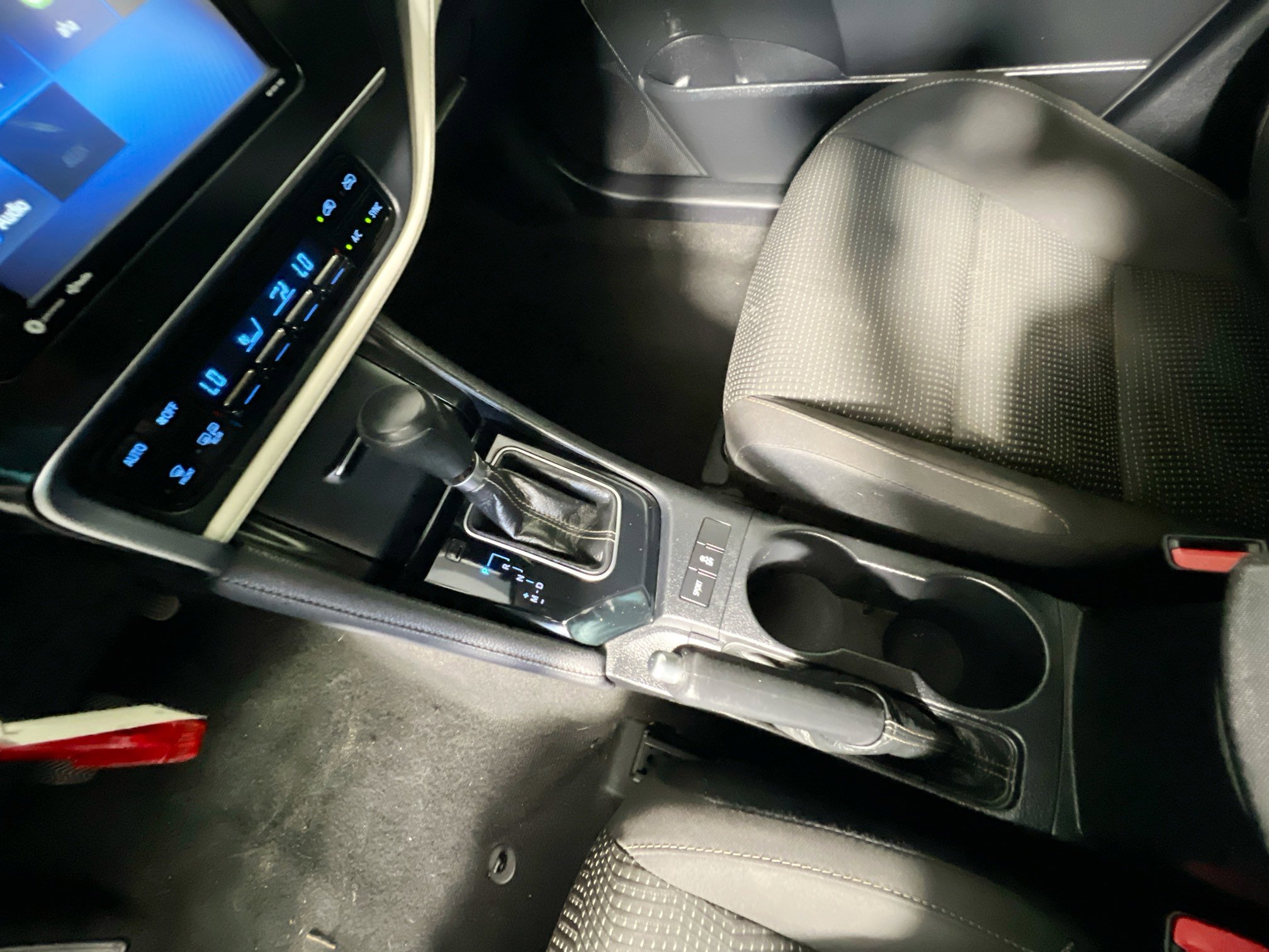 Used 2017 Toyota Corolla iM image 24