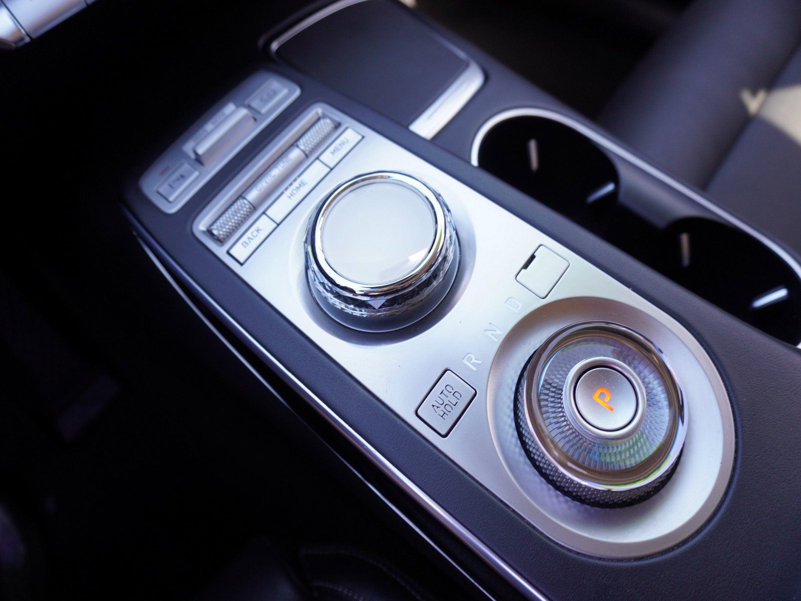 Used 2023 Genesis GV70 2.5T image 23