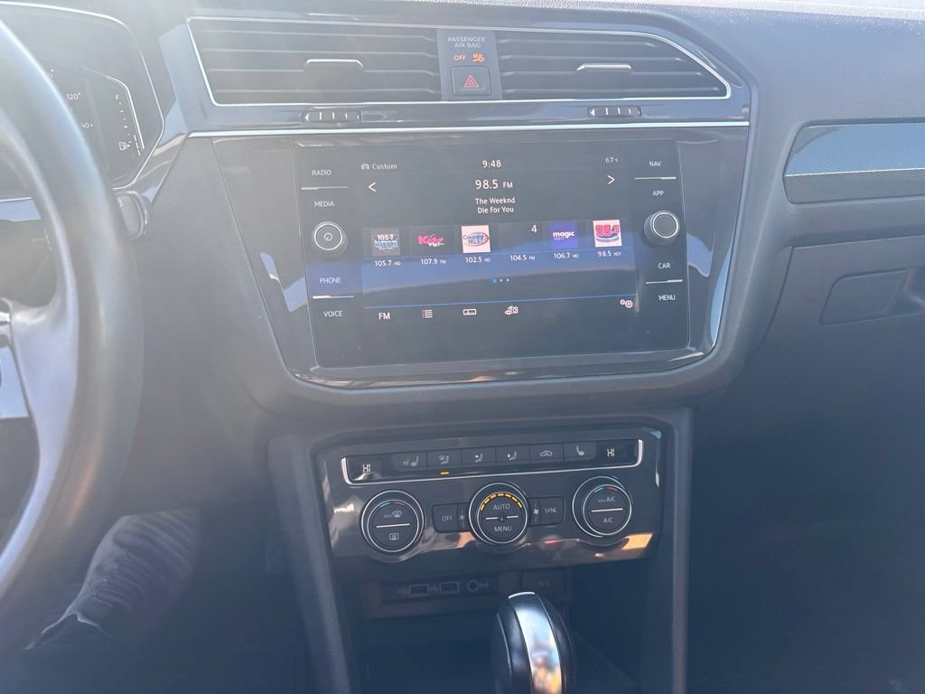 Used 2019 Volkswagen Tiguan SEL Premium AWD/4WD image 14