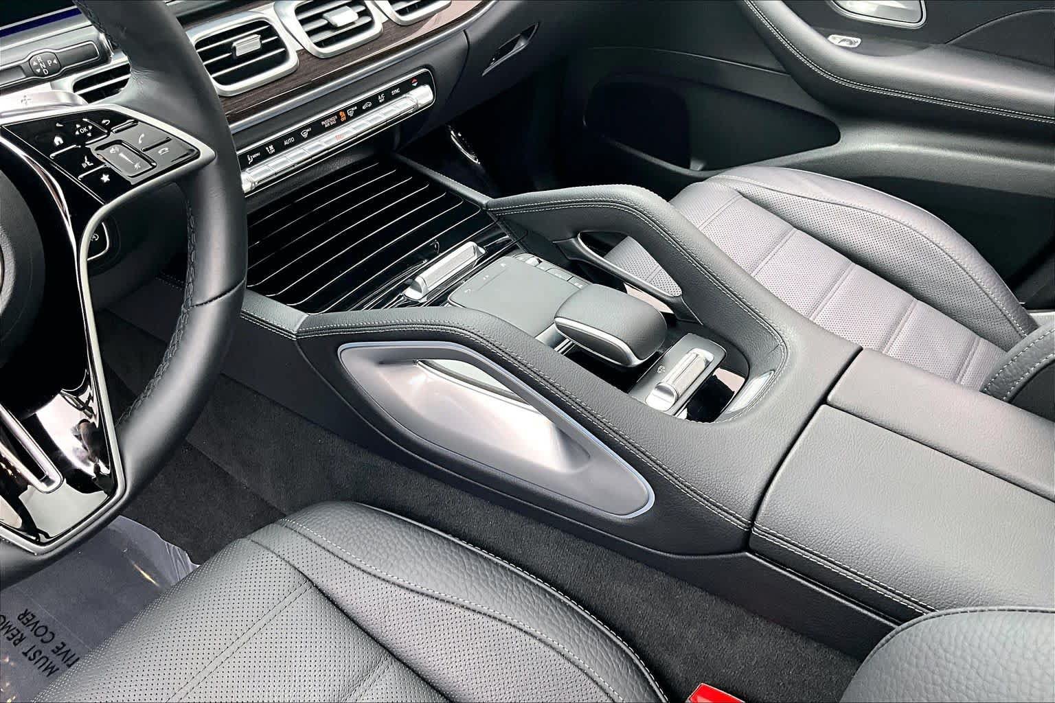 Certified 2026 Mercedes-Benz GLS 450 4MATIC image 14