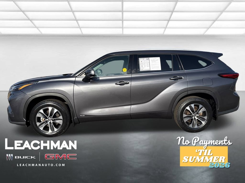Used 2022 Toyota Highlander XLE image 8