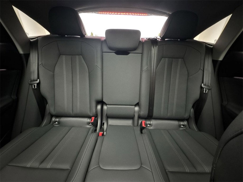 New 2025 Audi Q5 Premium Plus image 23