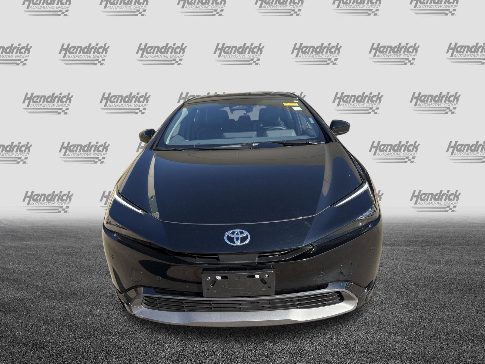 Used 2024 Toyota Prius XLE image 3