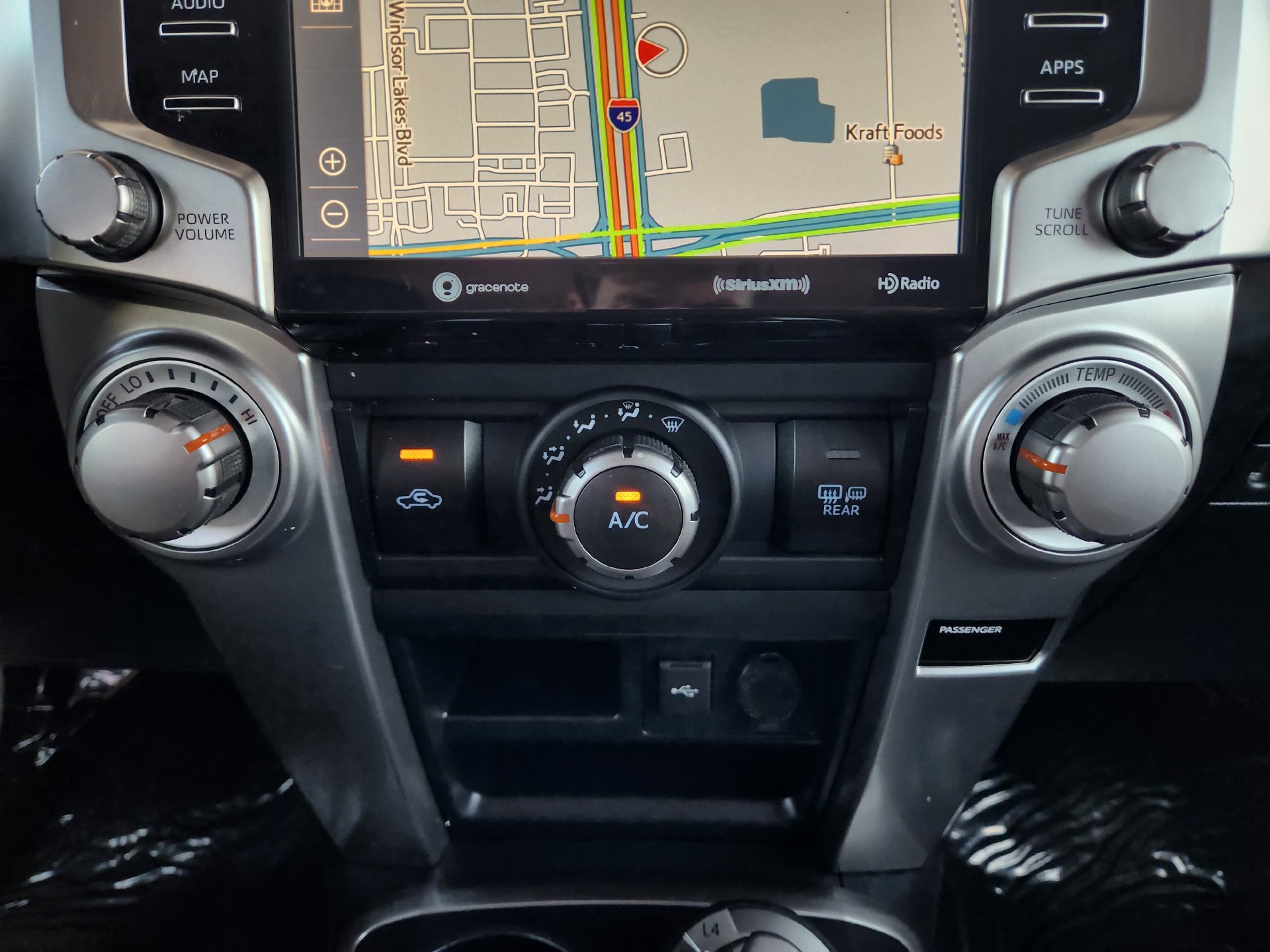 Used 2020 Toyota 4Runner SR5 Premium AWD/4WD image 19