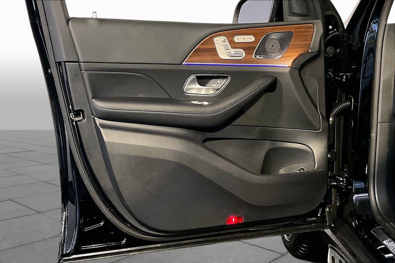 New 2026 Mercedes-Benz GLE 450 4MATIC image 11