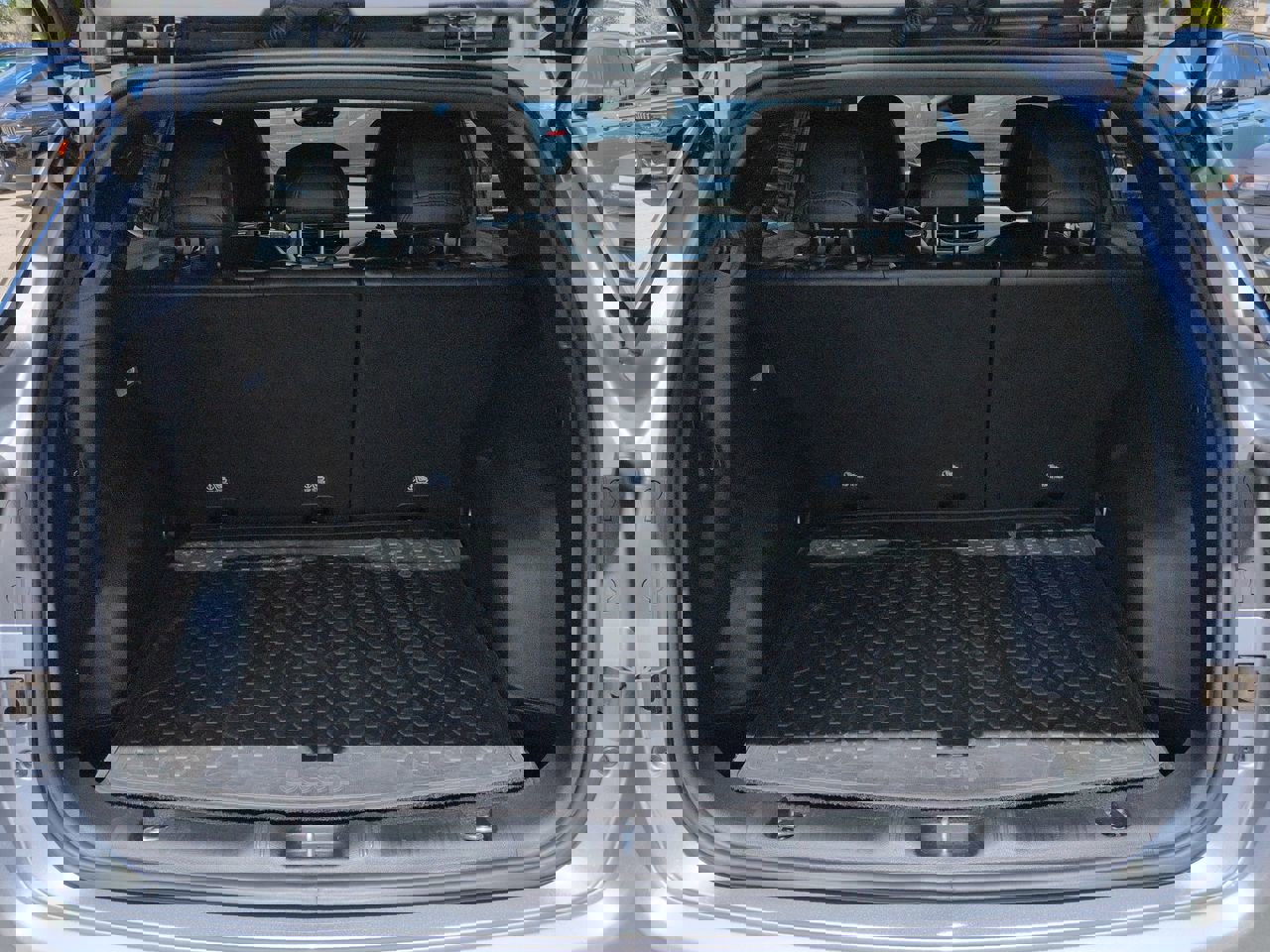 Used 2023 Jeep Compass Limited w/ Elite Group image 13