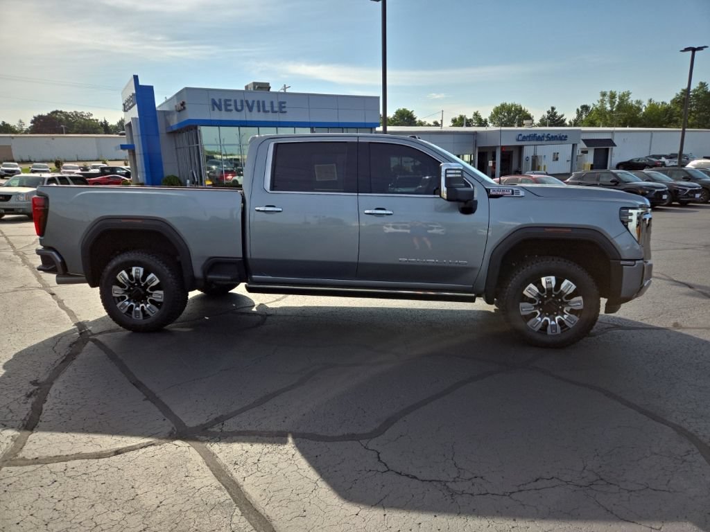 Certified 2024 GMC Sierra 3500 Denali w/ Denali Reserve Package AWD/4WD image 3