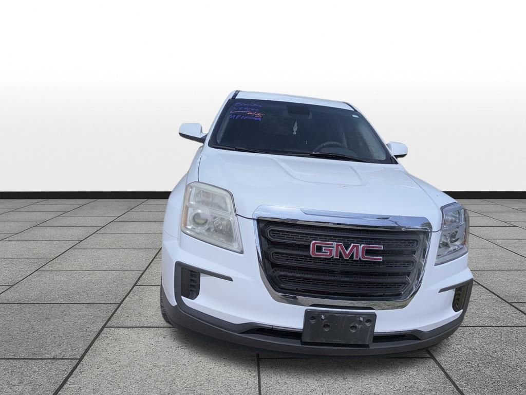 Used 2017 GMC Terrain SLE FWD image 2