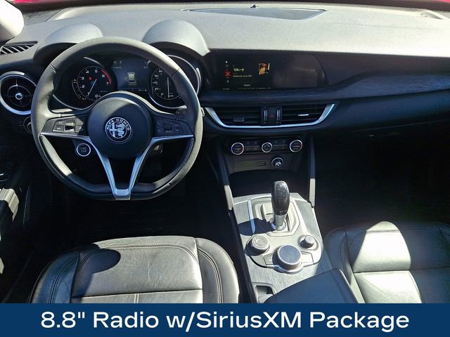 Used 2019 Alfa Romeo Stelvio AWD image 3