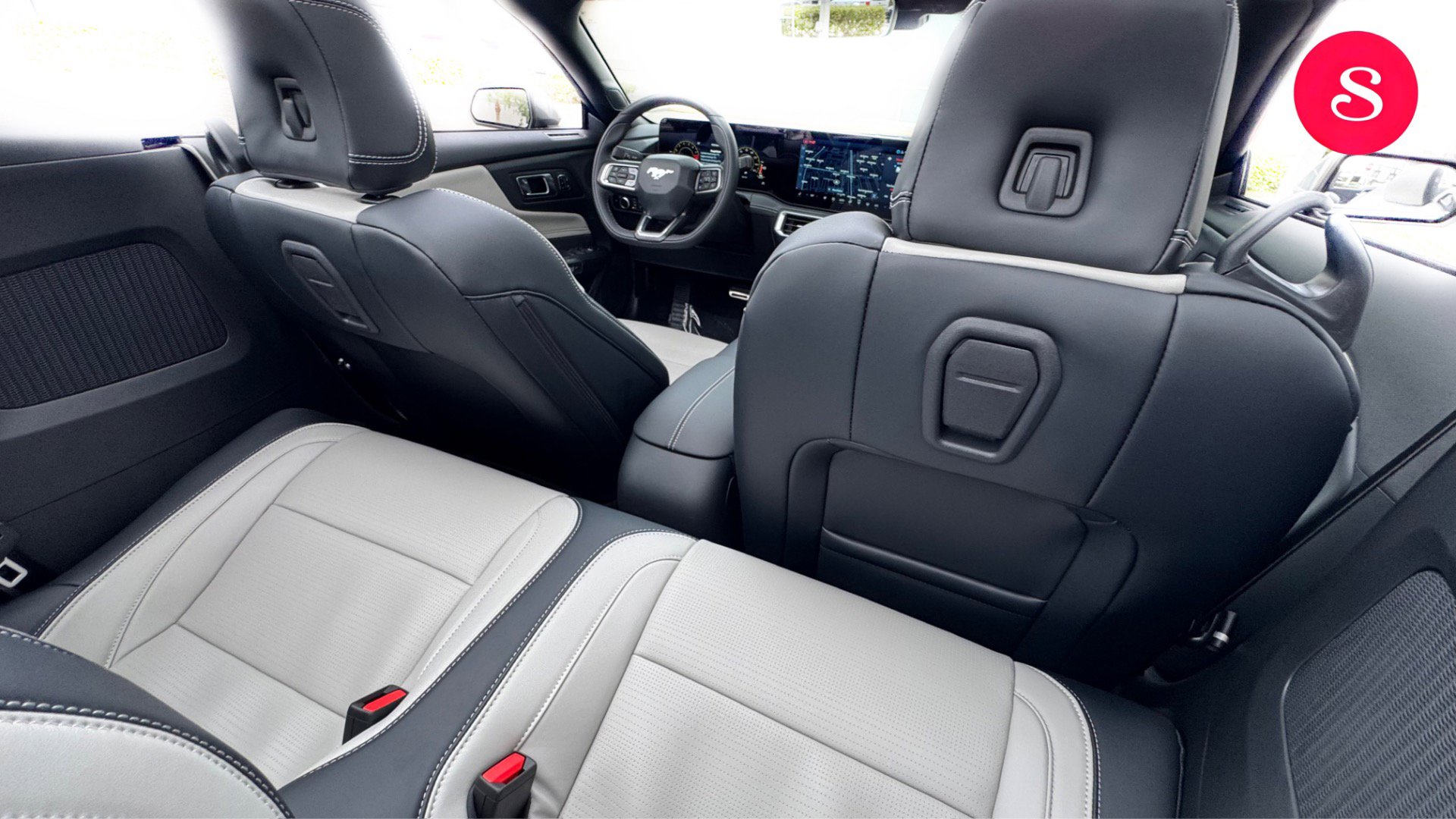 Used 2025 Ford Mustang GT Premium image 22