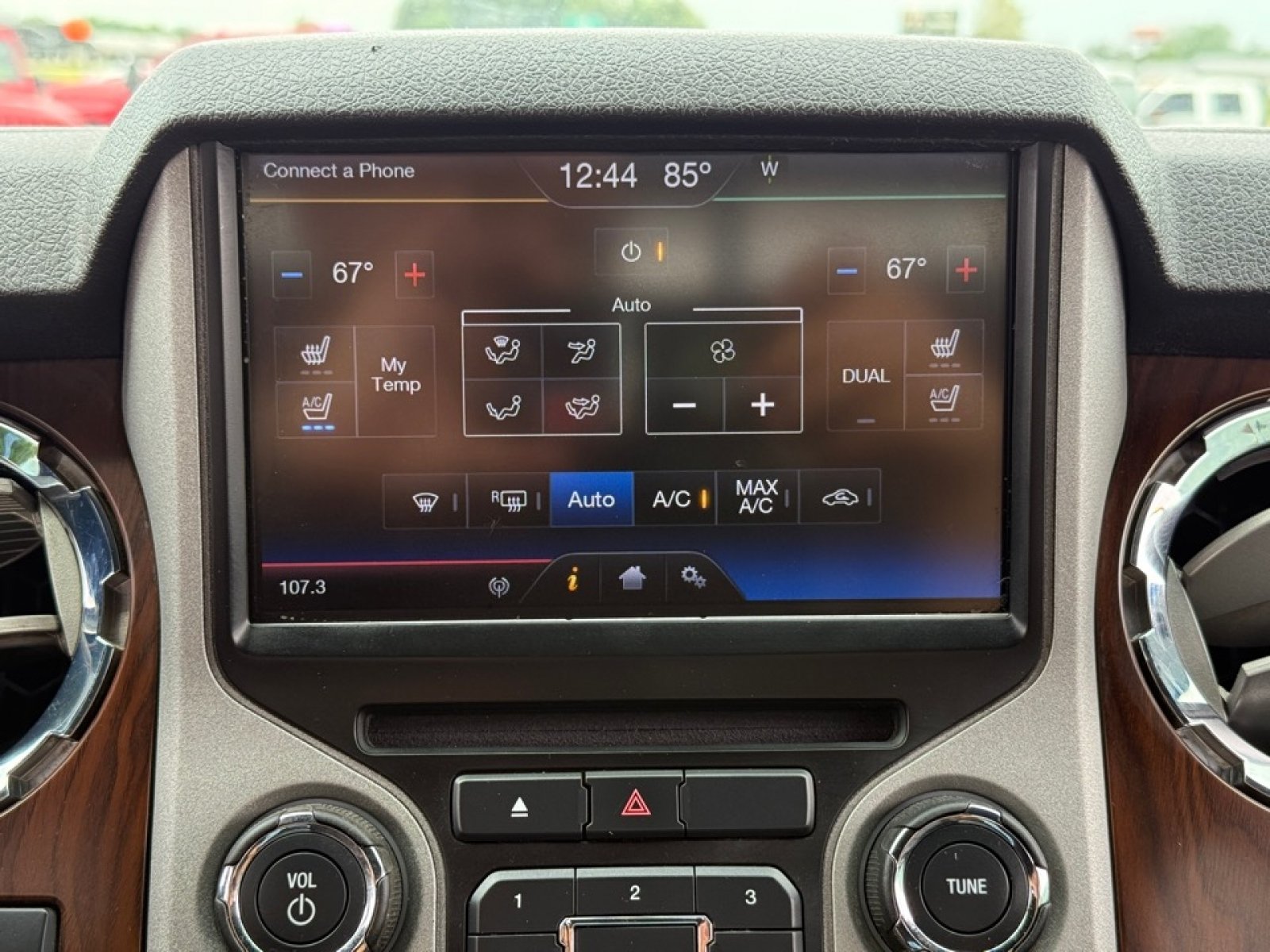 Used 2013 Ford F250 Lariat w/ Lariat Ultimate Pkg AWD/4WD image 16