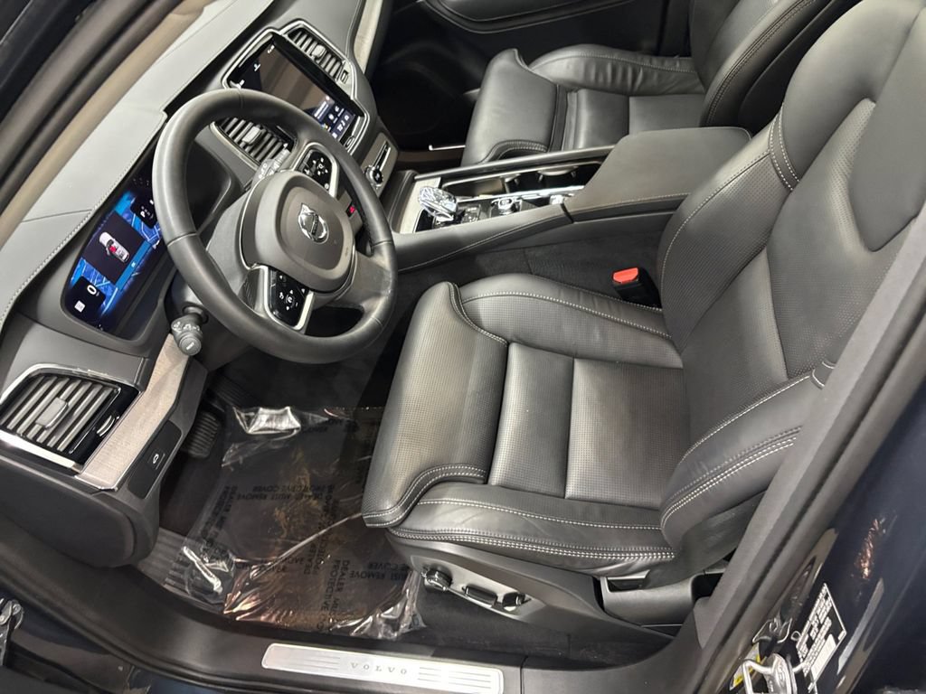 Certified 2025 Volvo XC90 B6 Ultra w/ Protection Package Premier AWD/4WD image 10