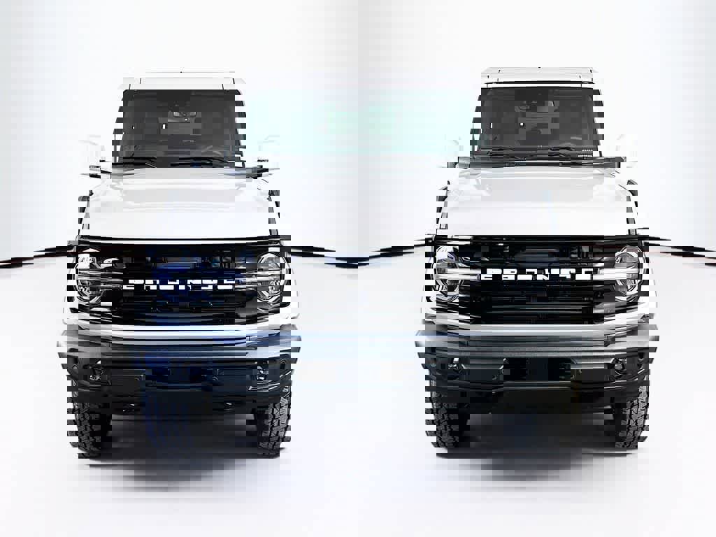 New 2026 Ford Bronco Outer Banks AWD/4WD image 6