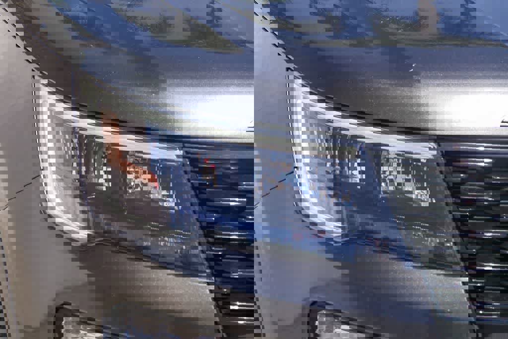 Used 2019 Ford Explorer Sport image 4