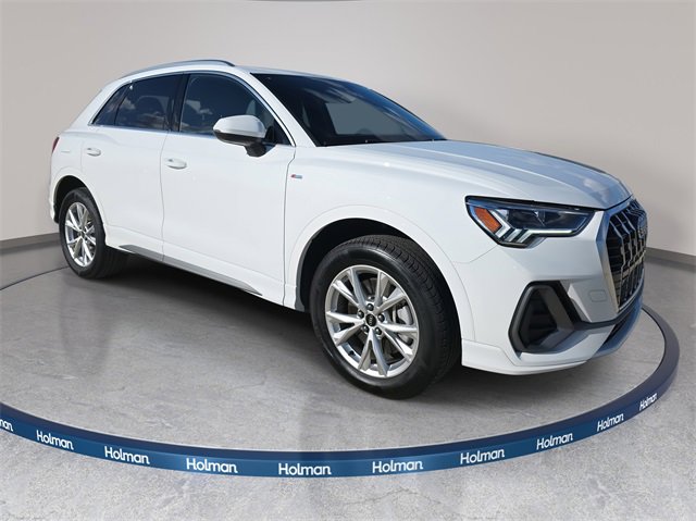 Certified 2024 Audi Q3 2.0T Premium Plus image 3