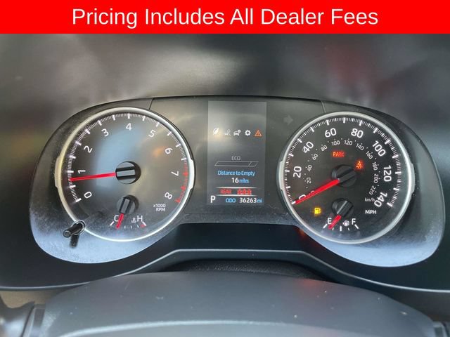 Used 2022 Toyota RAV4 LE FWD image 23