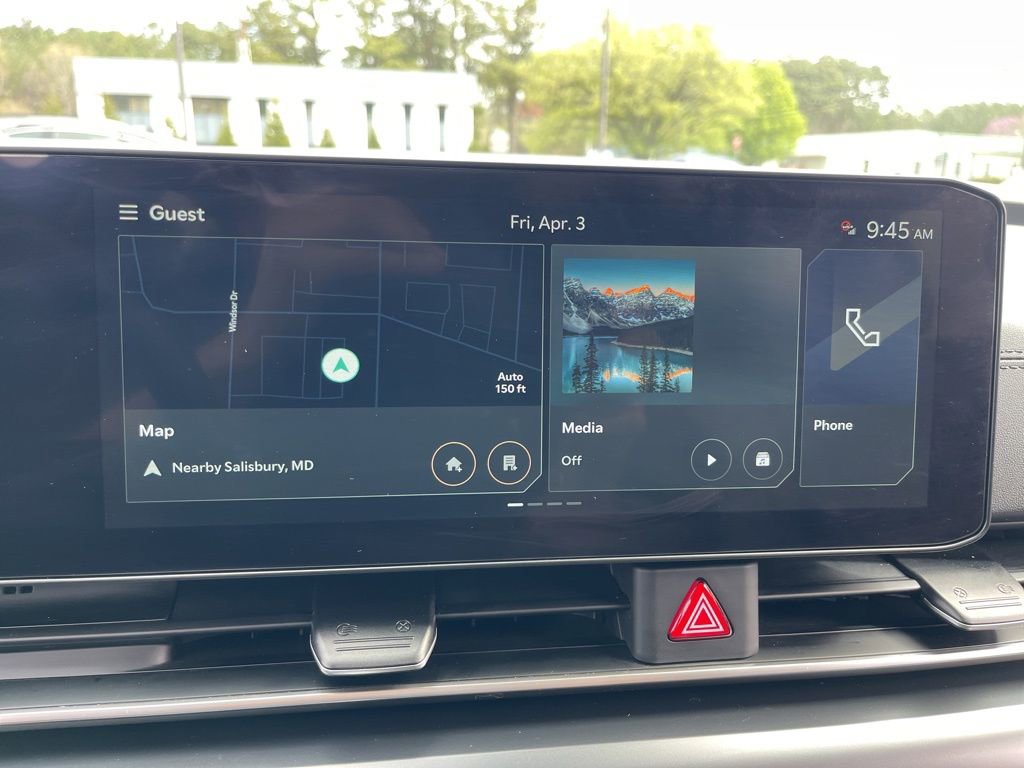 Certified 2025 Kia Carnival image 10