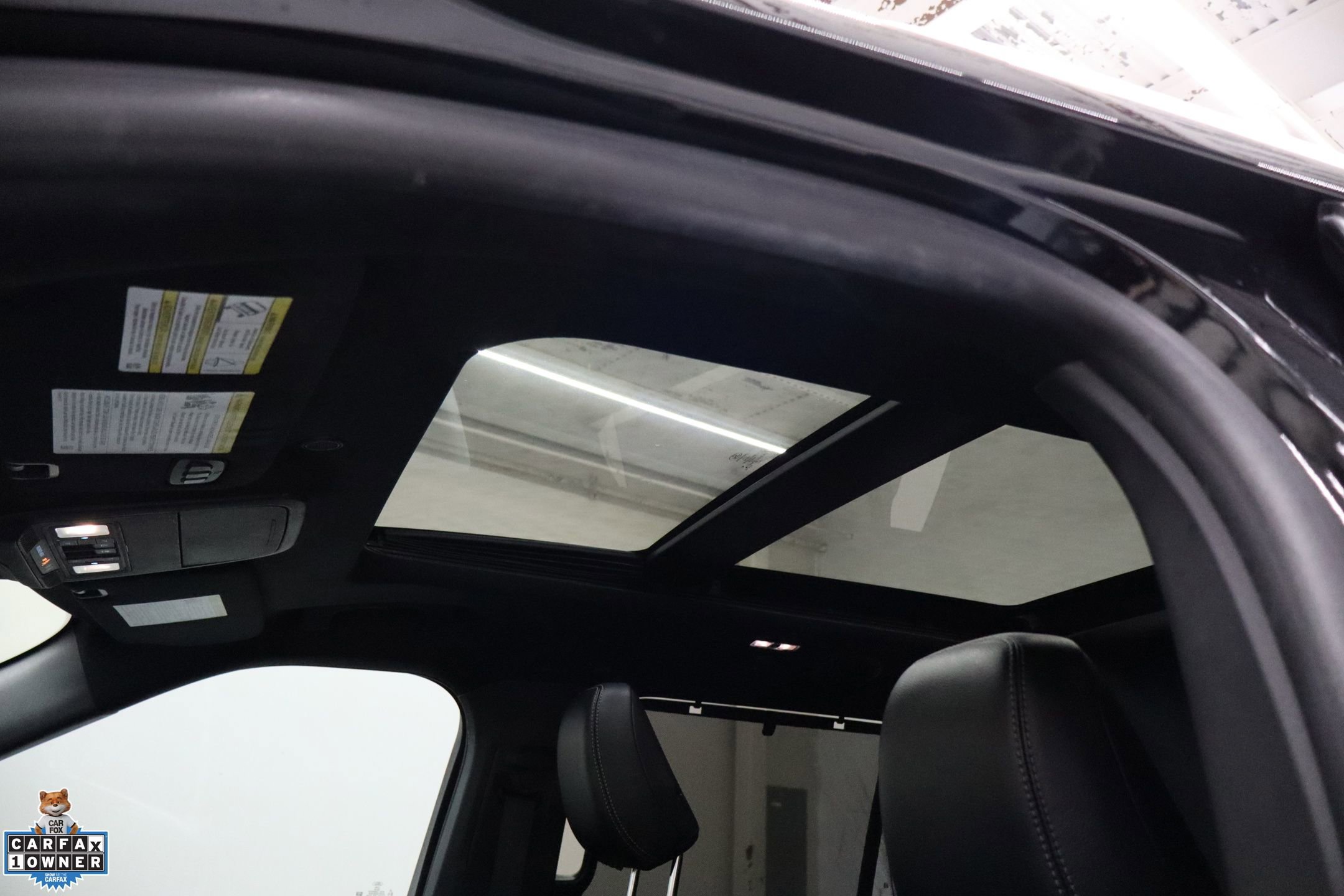 Used 2020 Ford Explorer Limited w/ Class III Trailer Tow Package image 24