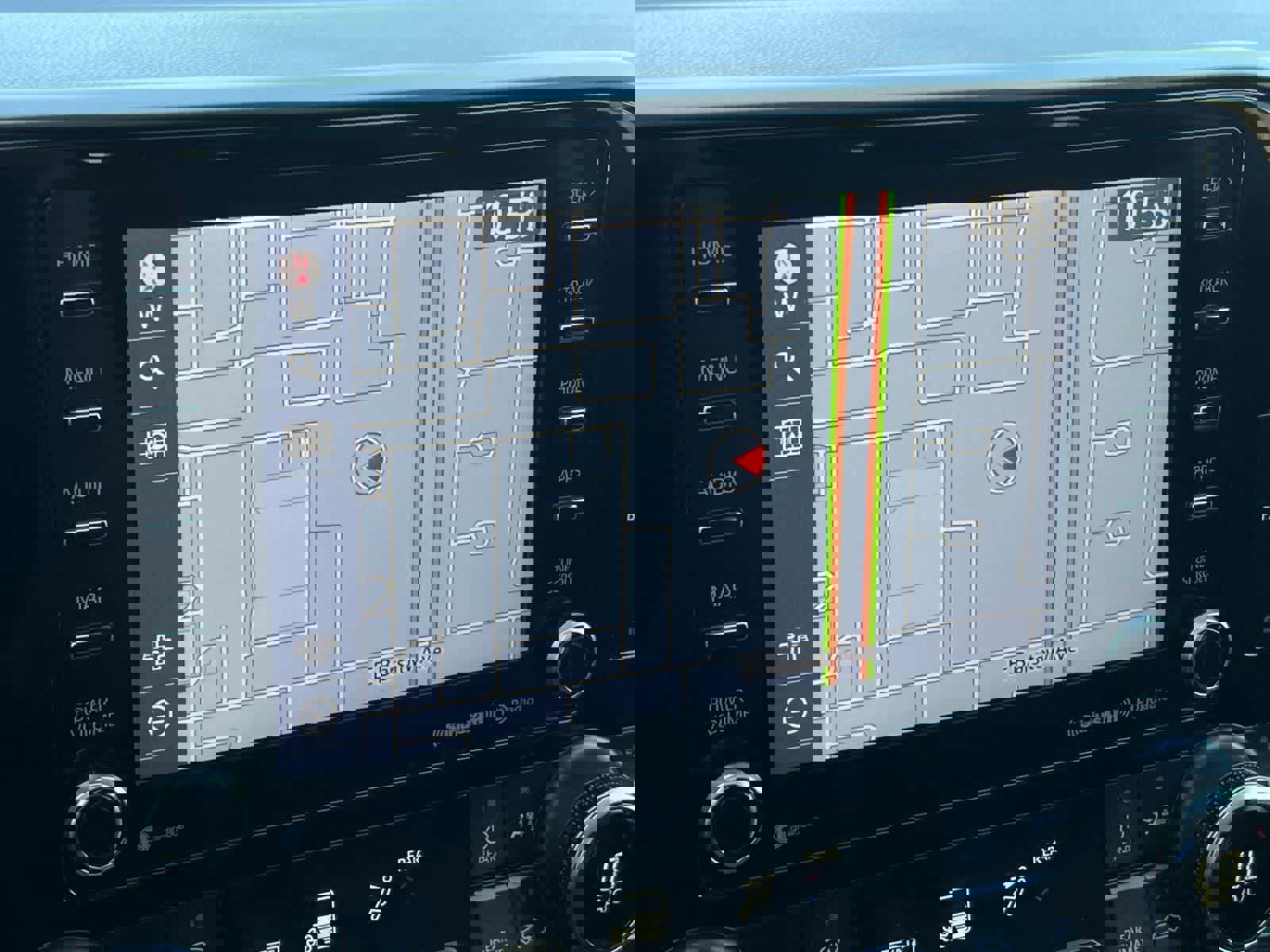 Used 2021 Toyota Highlander XLE image 21