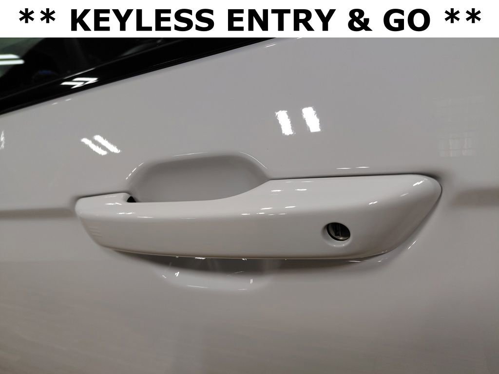 Certified 2025 Jeep Grand Cherokee Laredo X image 12