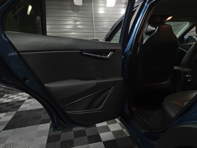 Used 2024 Kia Niro EX w/ EX Cold Weather Package image 33