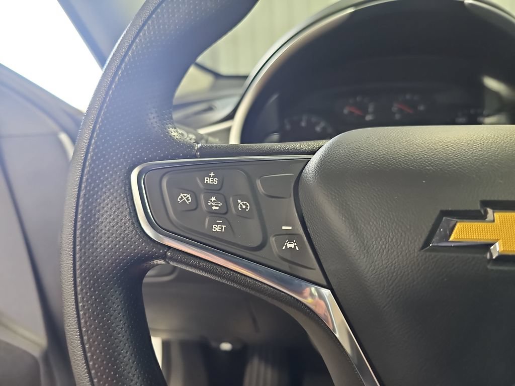 Used 2023 Chevrolet Malibu LT FWD image 16