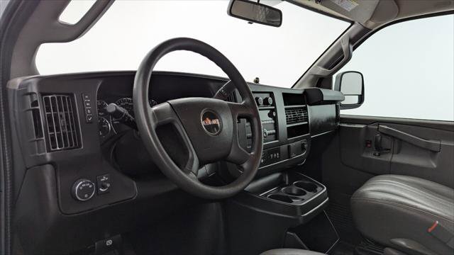 Used 2021 GMC Savana 2500 RWD image 19
