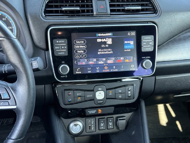 Certified 2025 Nissan Leaf SV Plus FWD image 18