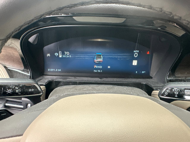 Used 2023 Lincoln Corsair Reserve w/ Equipment Group 201A image 18