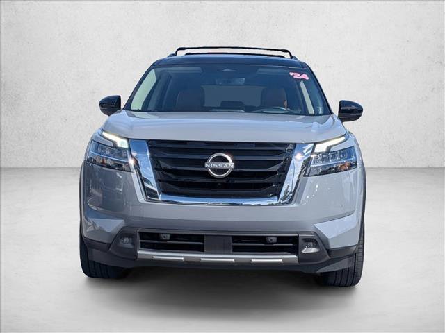 Used 2024 Nissan Pathfinder Platinum w/ Cargo Package AWD/4WD video 2