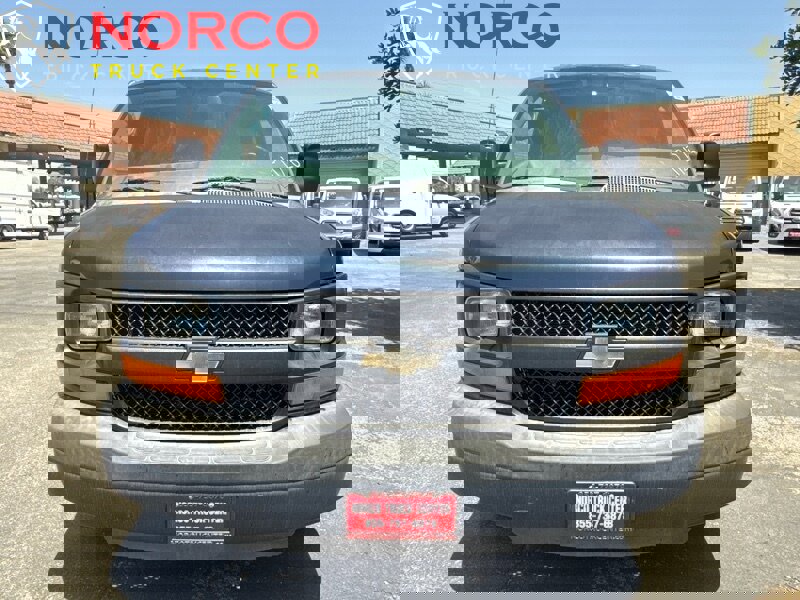 Used 2014 Chevrolet Express 3500 LS image 6