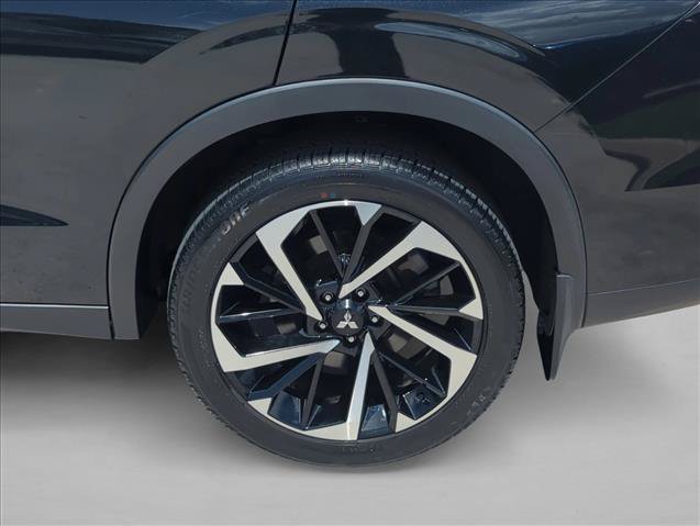 Used 2023 Mitsubishi Outlander SE AWD/4WD image 25