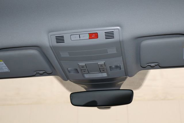 Used 2024 Volkswagen Jetta SE image 26