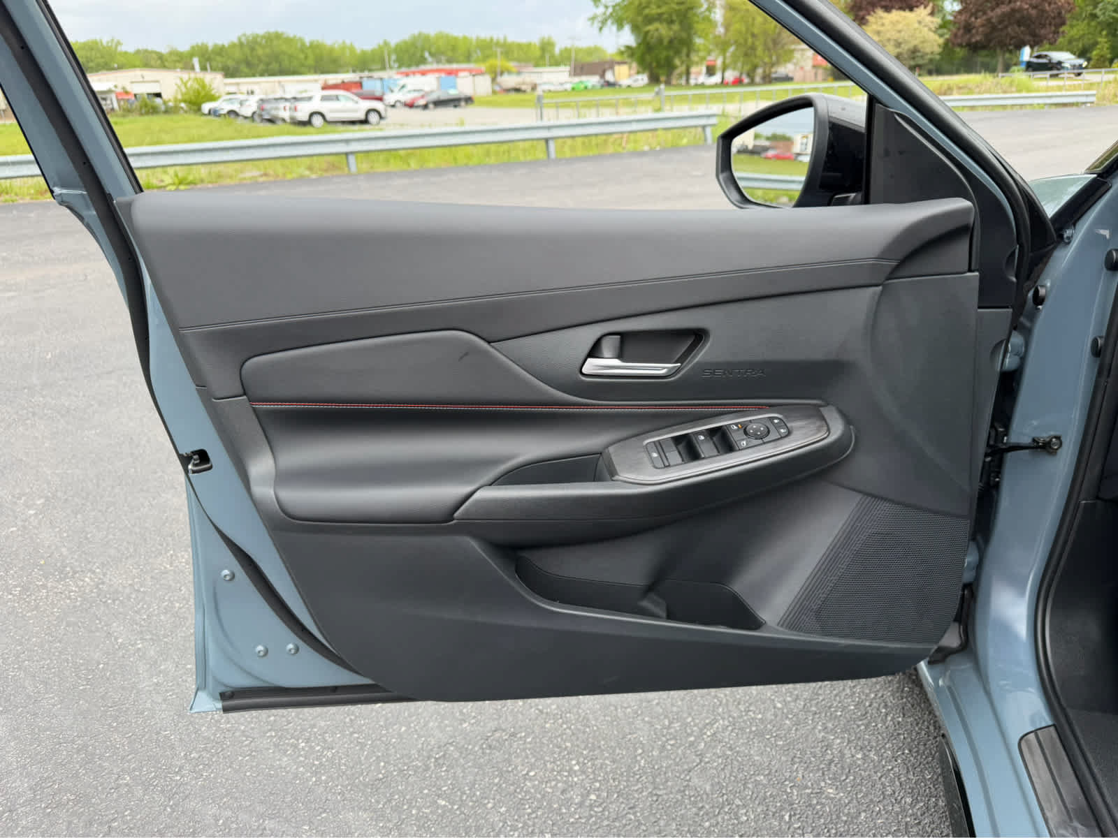 New 2026 Nissan Sentra SR FWD image 19